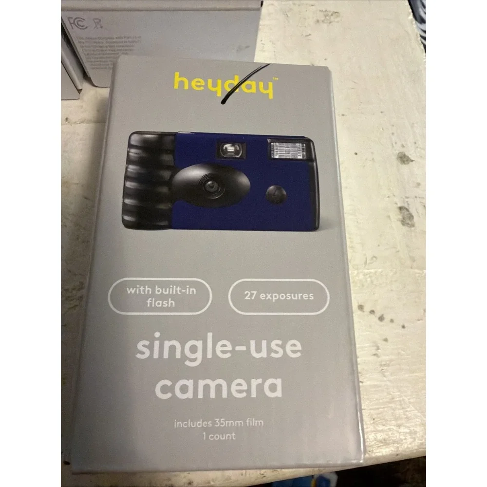 10x Heyday Single-Use Disposable Camera Built-in Flash 27 Exposure 35mm Film